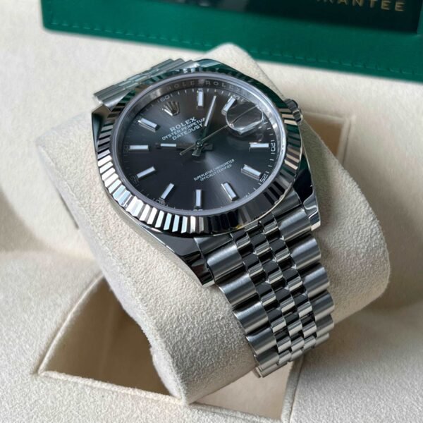 Rolex Datejust 41 Ref. 126334 (Rhodium Dial - Jubilee Bracelet) - Imagen 6