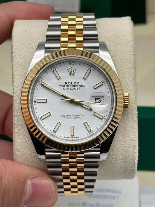 Rolex Datejust 41mm Ref. 126333 (White Index Dial - Jubilee Bracelet) - Imagen 2